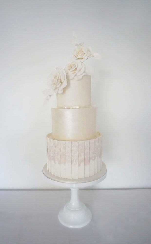 Cobi and Coco bespoke wedding cakes based in Kent